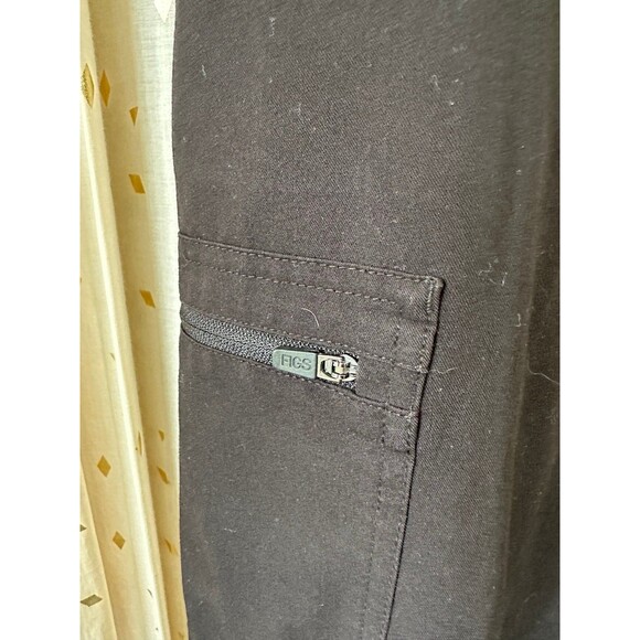 Figs Black Women's Pants - Picture 4 of 9